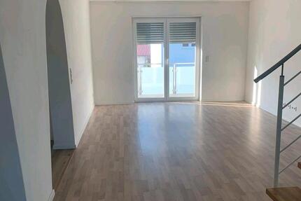 Wohnung Ramstein-Miesenbach Hütschenhausen - 4 Zimmer, 145 m&sup2;, 1.480&euro; | Angebot:24717538