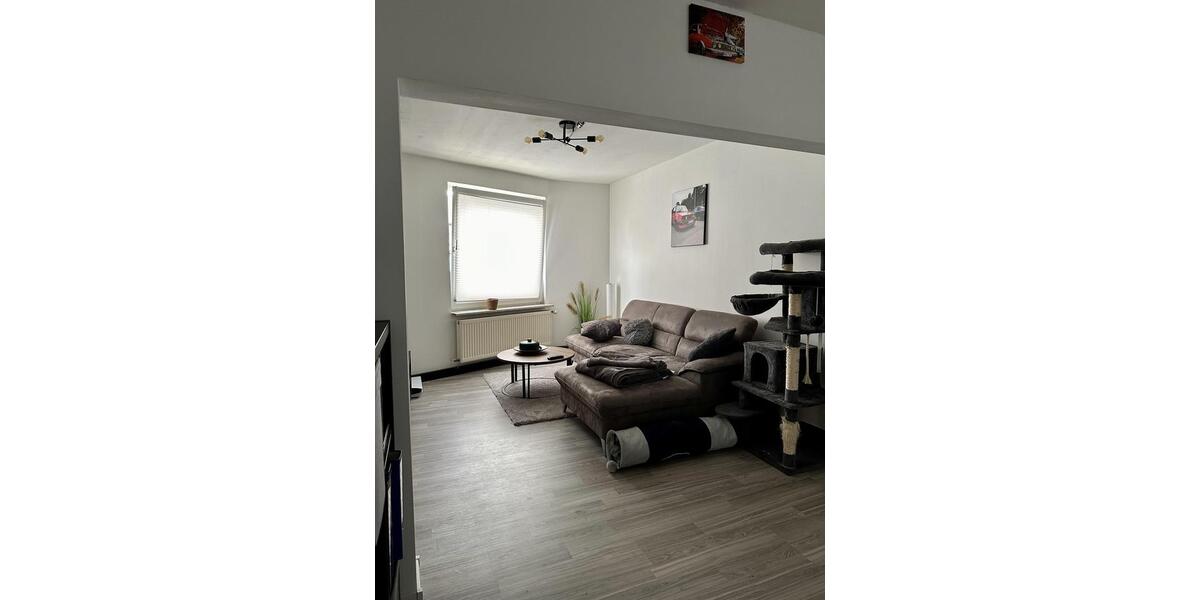 Etagenwohnung Uslar - 4 Zimmer, 110 m&sup2;, 680&euro; | Angebot:26518453
