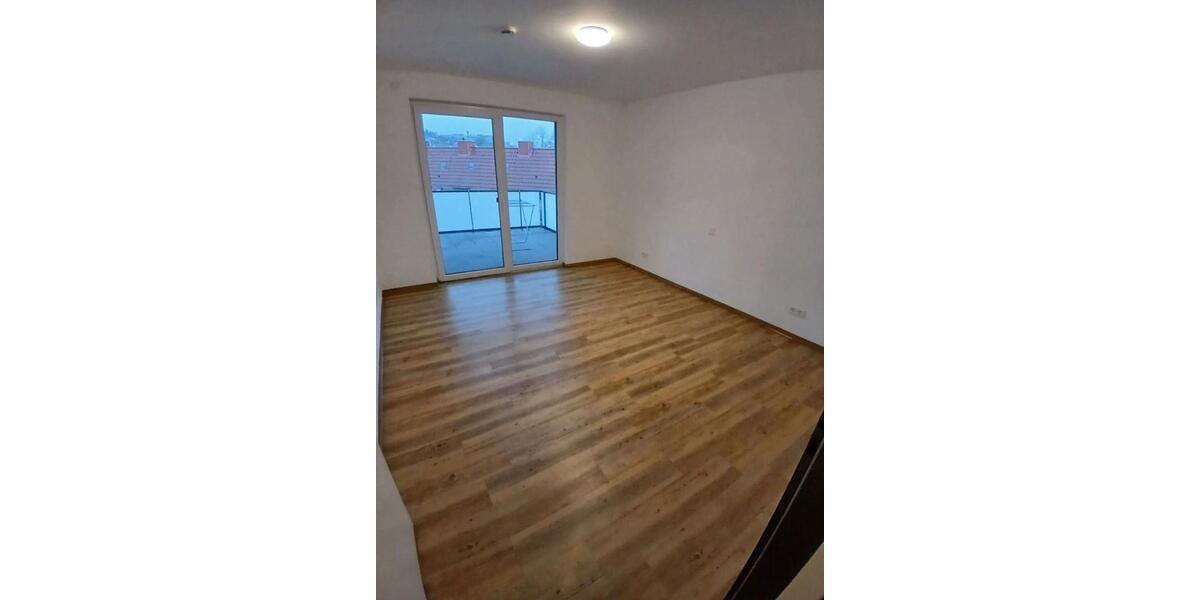 Etagenwohnung Bad Hersfeld - 2 Zimmer, 72 m&sup2;, 800&euro; | Angebot:26193771