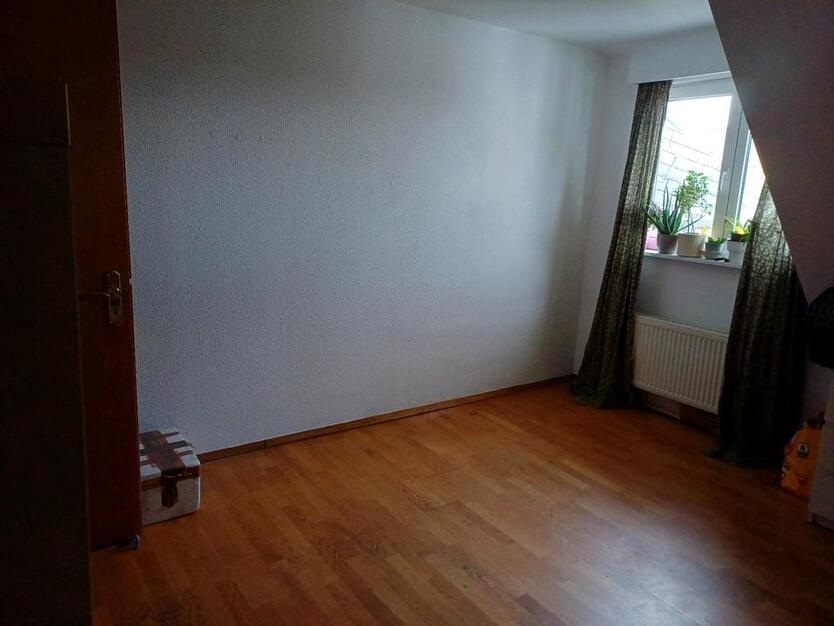 WG-Zimmer in zentraler Lage zimmer