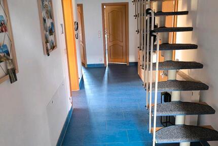 Wohnung Nabburg - 4 Zimmer, 130 m&sup2;, 700&euro; | Angebot:25830944