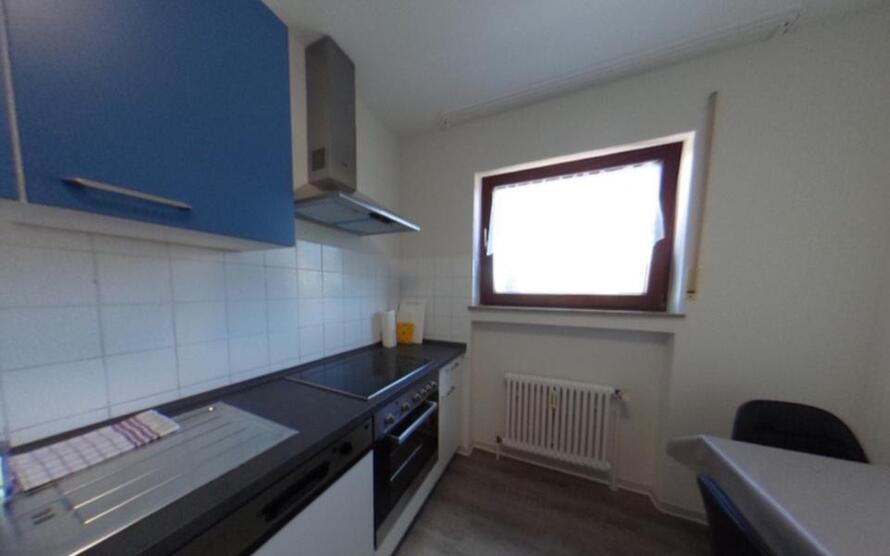 Gästezimmer in Filderstadt mit Internet, TV, Gästeküche, Etagendusche, GästeWc, Waschmaschine, Trocker, Nähe Messe Stuttgart zimmer