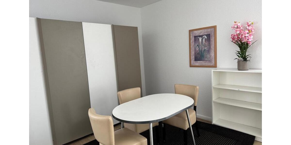 Einfamilienhaus Uetersen - 4 Zimmer, 140 m&sup2;, 2.500&euro; | Angebot:26689093