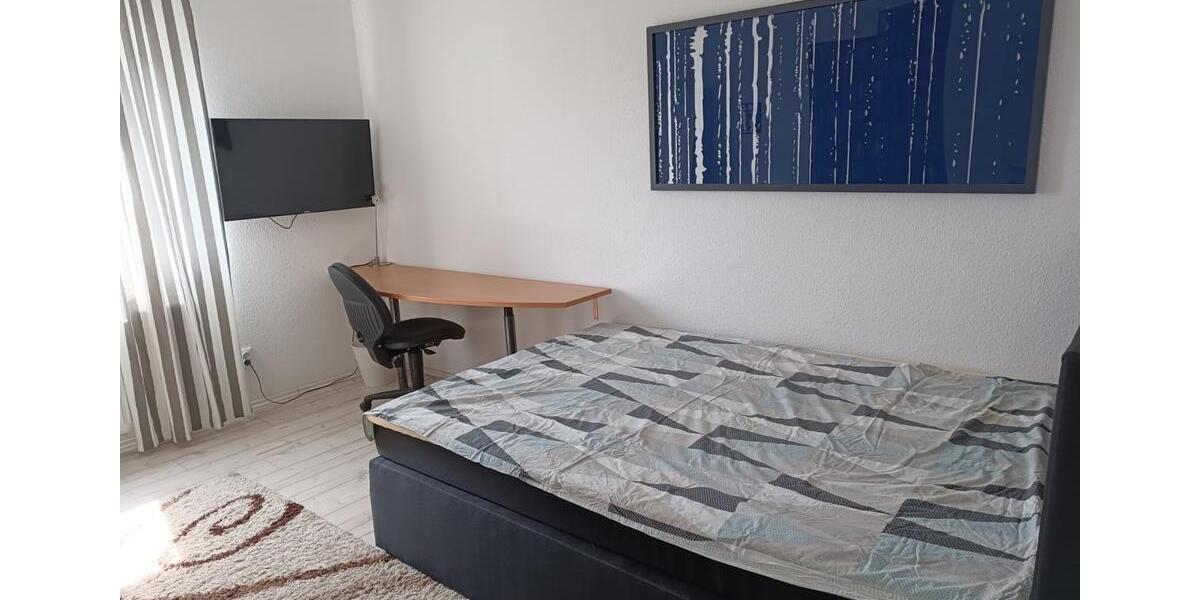 Wohnen auf Zeit Niedenstein - 4 Zimmer, 104 m&sup2;, 300&euro; | Angebot:26030252