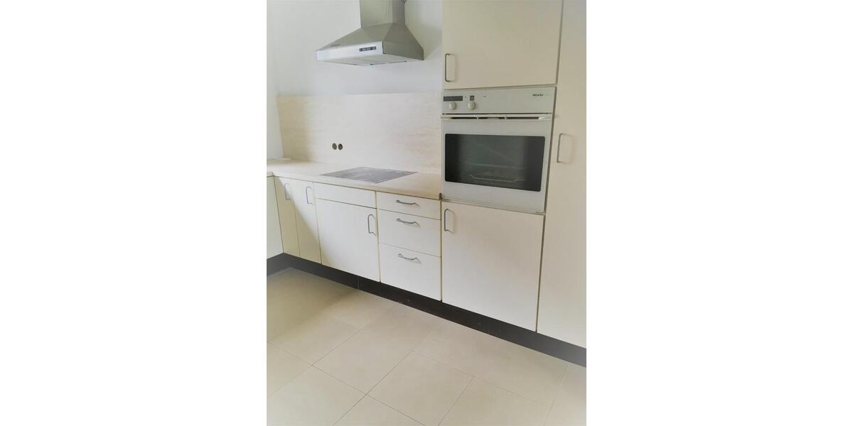 Etagenwohnung Flörsheim am Main - 4.5 Zimmer, 134 m&sup2;, 1.450&euro; | Angebot:25157690