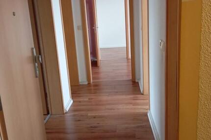 Wohnung Eberswalde - 4 Zimmer, 78 m&sup2;, 908&euro; | Angebot:27633210