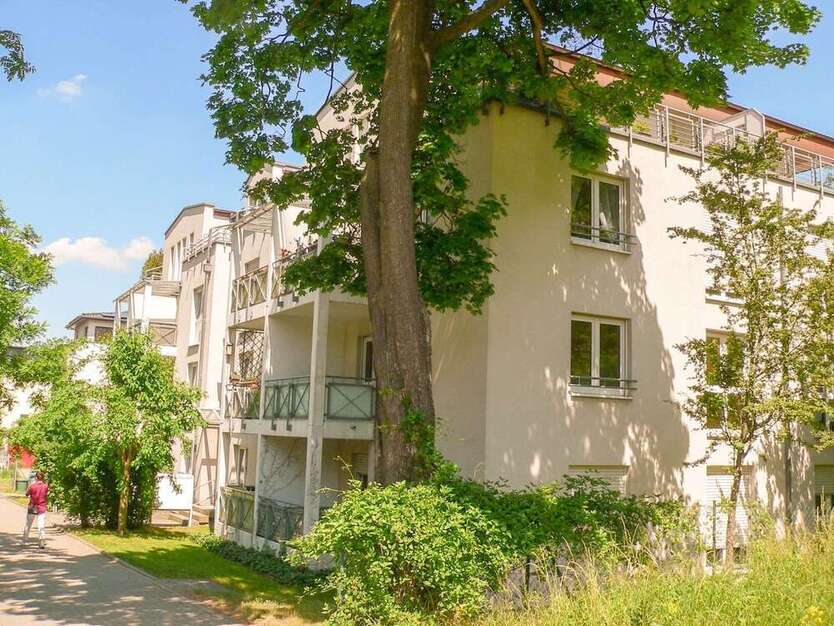 Wohnung zum Mieten in Dresden 686,60 € 79.84 m²