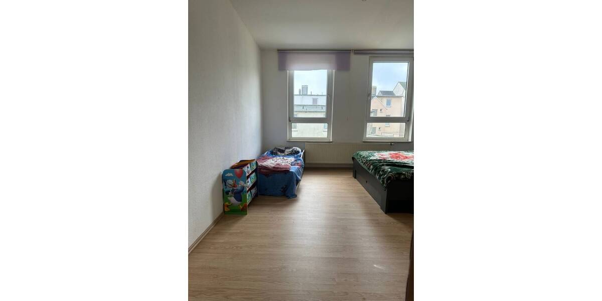 Zimmer Wilhelmshaven Innenstadt - 5 Zimmer, 120 m&sup2;, 700&euro; | Angebot:25696213