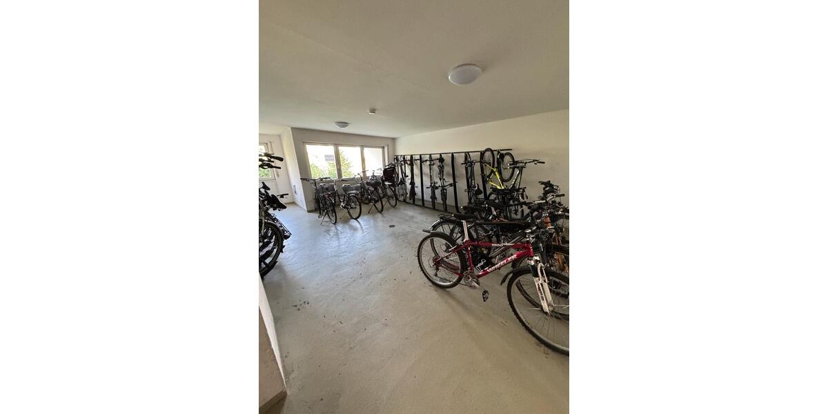 Etagenwohnung Kempten (Allgäu) - 2 Zimmer, 74 m&sup2;, 1.290&euro; | Angebot:26676126