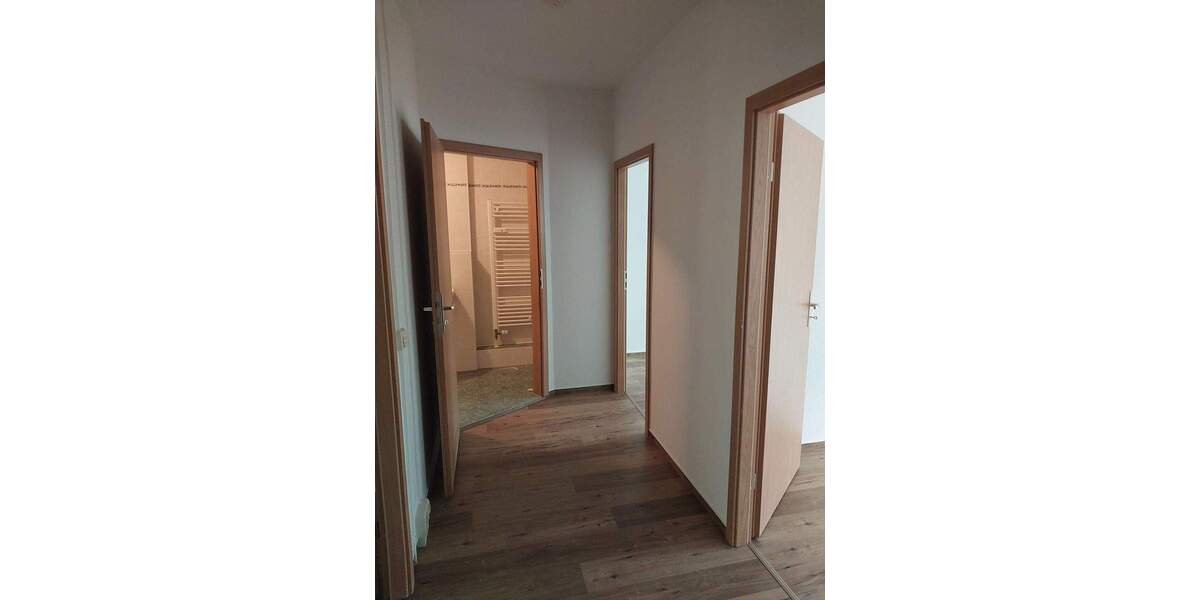 Etagenwohnung Olbersdorf - 3 Zimmer, 68 m&sup2;, 460&euro; | Angebot:25770536