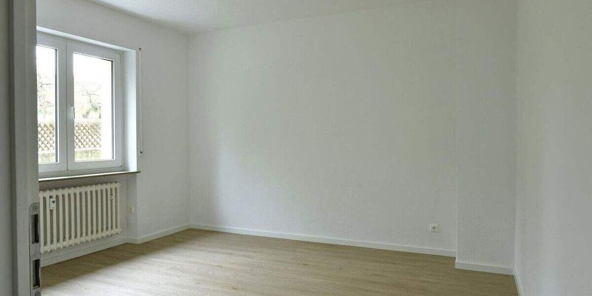 Etagenwohnung Neusitz - 3 Zimmer, 105 m&sup2;, 950&euro; | Angebot:25824676