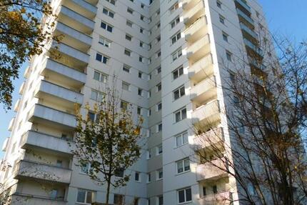 Geräumige einzugsbereite 3-Zimmer-Wohnung mit Balkon, ideal als Familie! zimmer