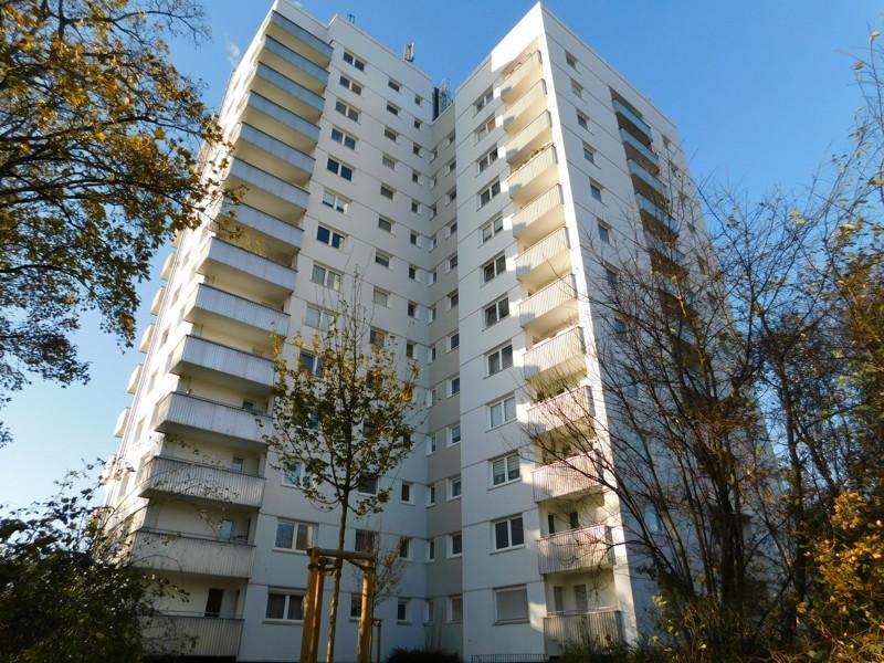 Geräumige einzugsbereite 3-Zimmer-Wohnung mit Balkon, ideal als Familie! zimmer