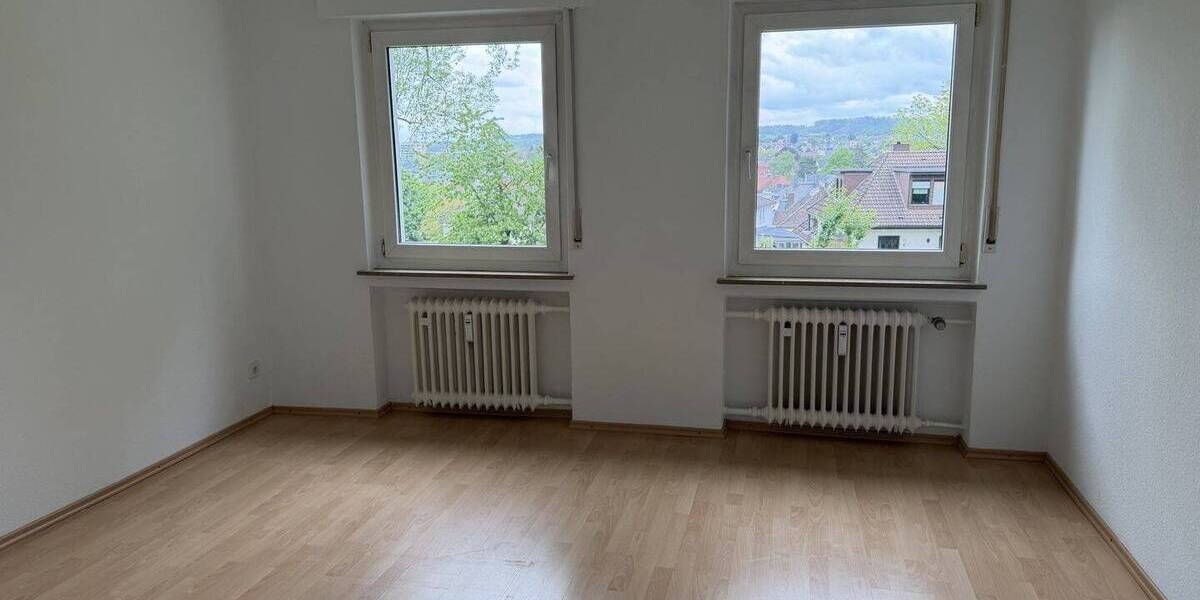 Etagenwohnung Detmold Innenstadt - 3 Zimmer, 74 m&sup2;, 695&euro; | Angebot:26673426