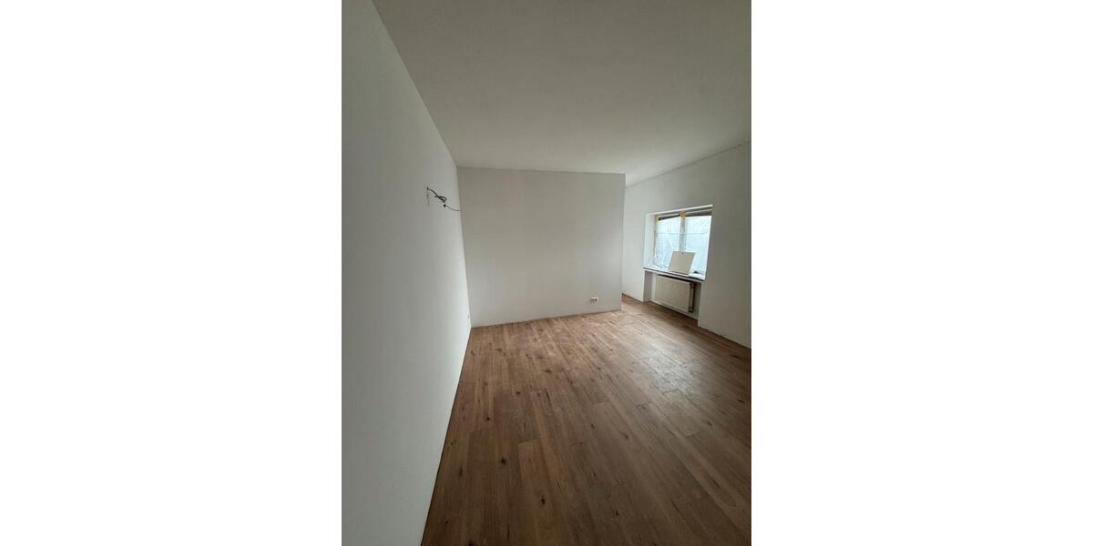 Etagenwohnung Reichertshausen - 1 Zimmer, 16 m&sup2;, 549&euro; | Angebot:26440975