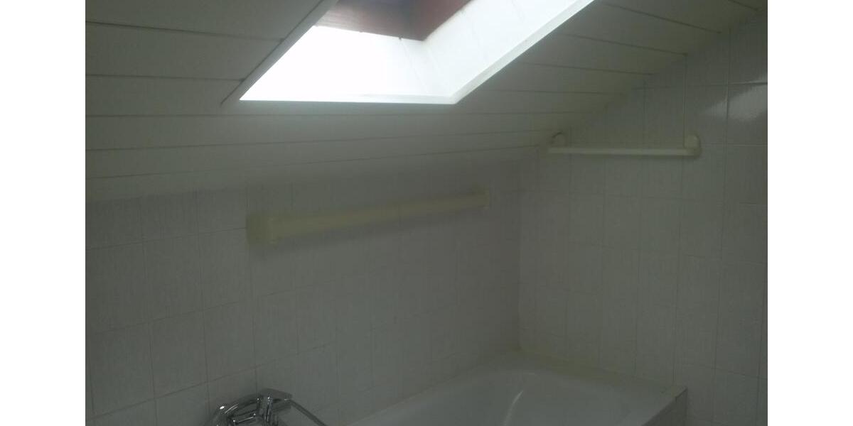 Dachgeschoßwohnung Burglengenfeld - 2 Zimmer, 69 m&sup2;, 530&euro; | Angebot:25715377