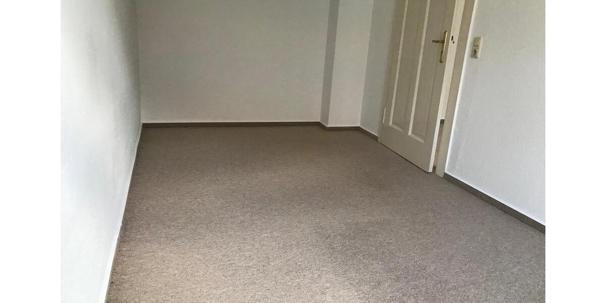 Werdau-West, Villa mit Stil, wenn es etwas ganz Besonderes sein soll, Doppelgarage 4 zimmer