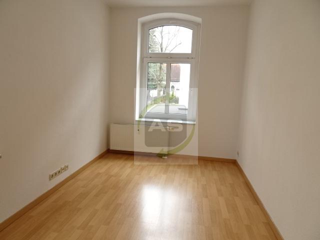 Erdgeschoßwohnung Zwickau Zwickau-Nord - 4 Zimmer, 96 m&sup2;, 669&euro; | Angebot:25854233