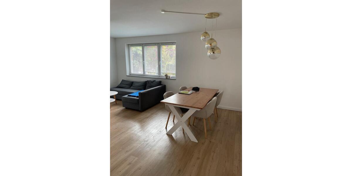 Etagenwohnung Reinfeld (Holstein) - 3 Zimmer, 85 m&sup2;, 1.300&euro; | Angebot:26446653
