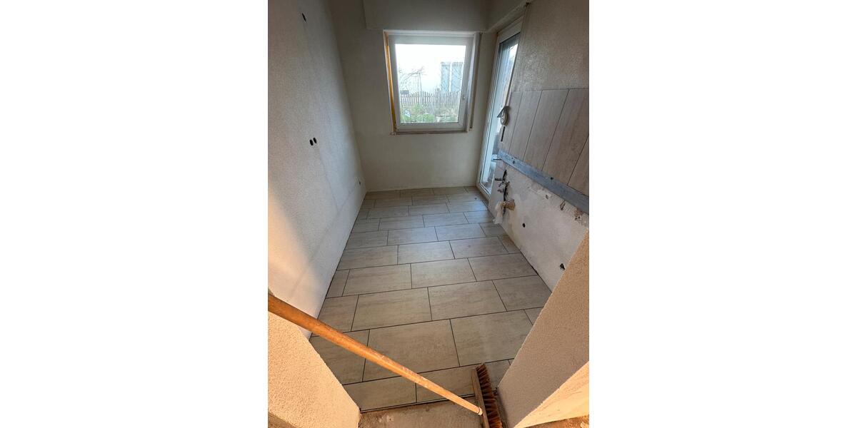 3 Zimner Wochnung 2 Balkon 3 zimmer