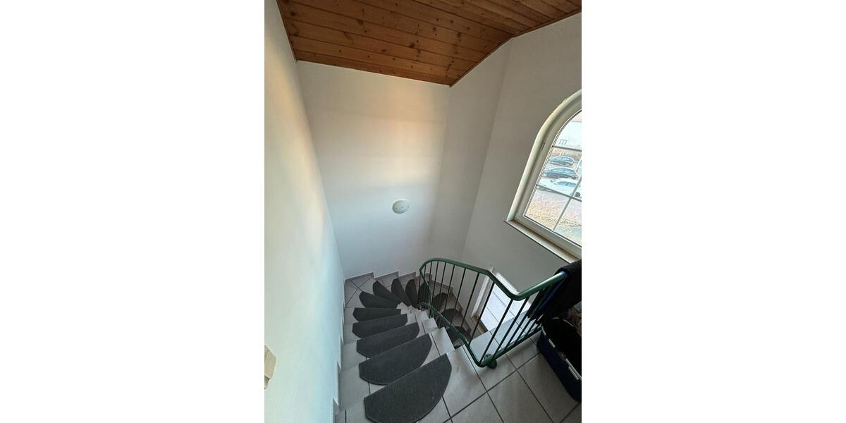 Maisonettenwohnung Bad Camberg - 3 Zimmer, 100 m&sup2;, 910&euro; | Angebot:25655280