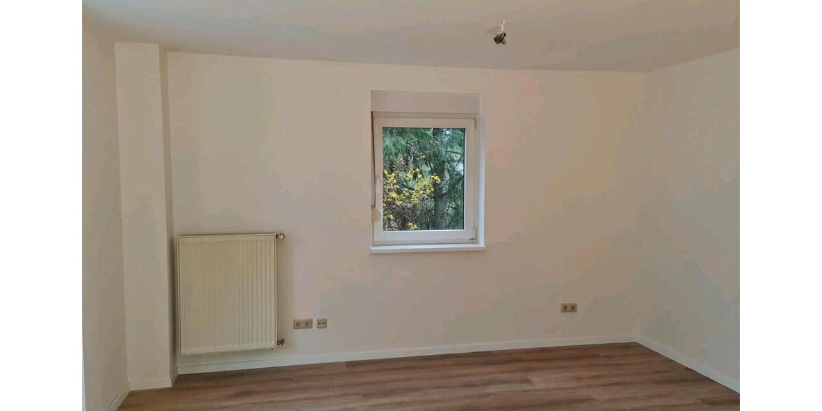 Etagenwohnung Thaleischweiler-Fröschen Fröschen - 2 Zimmer, 87 m&sup2;, 1.200&euro; | Angebot:26676859