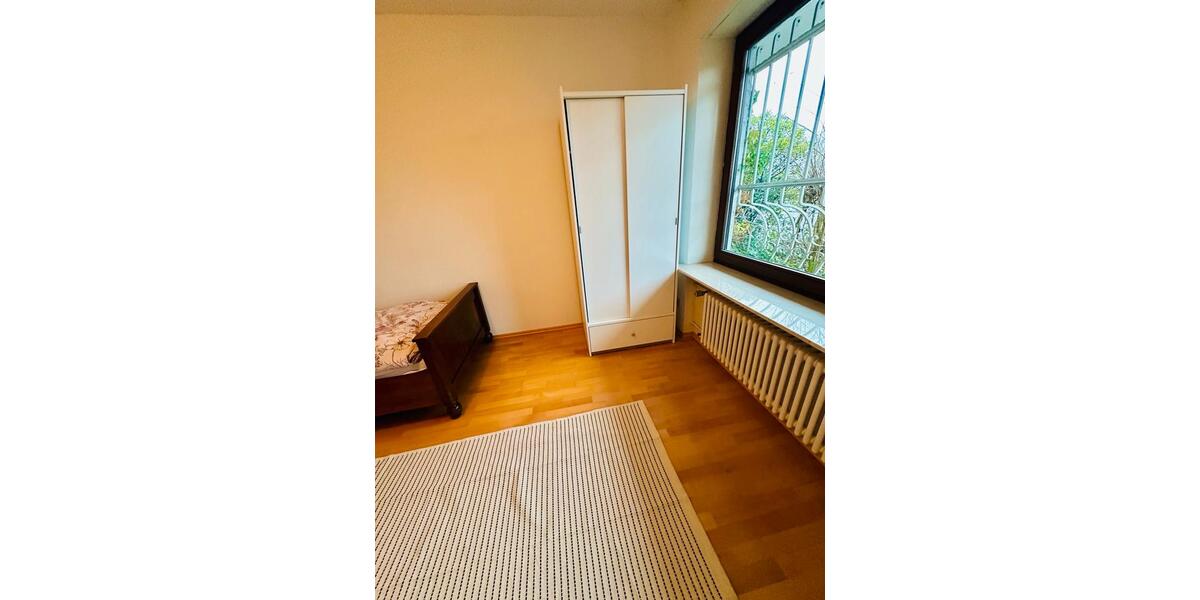 Erdgeschoßwohnung Saarbrücken Neue Bremm - 2 Zimmer, 40 m&sup2;, 590&euro; | Angebot:24687177