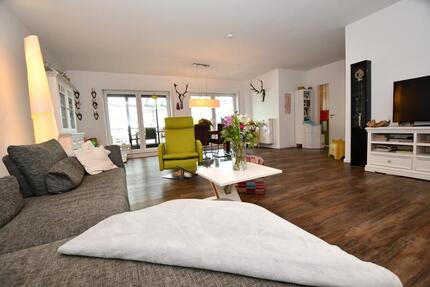 Haus Friesoythe - 4 Zimmer, 190 m&sup2;, 1.450&euro; | Angebot:26133179