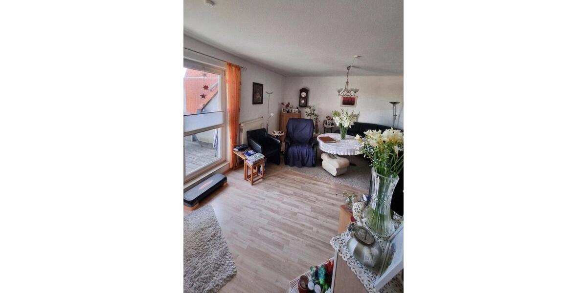 Dachgeschoßwohnung Friedland - 3 Zimmer, 81 m&sup2;, 550&euro; | Angebot:26454428