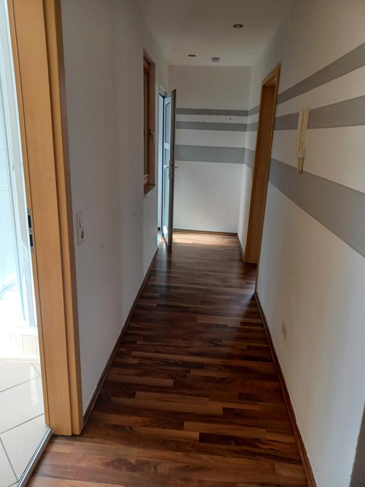 Wohnung DG 75qm zu vermieten
