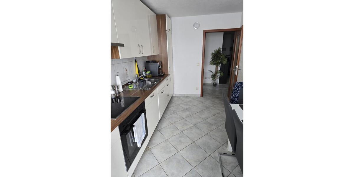 Etagenwohnung Kirchheim am Neckar - 3 Zimmer, 90 m&sup2;, 1.060&euro; | Angebot:26698179