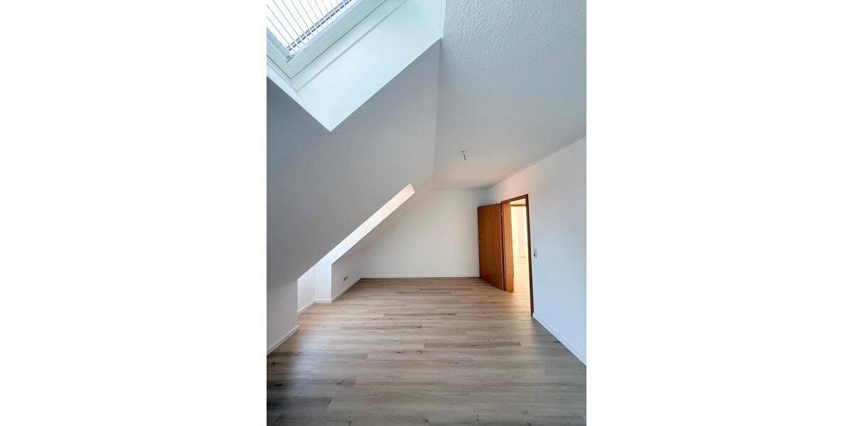 Etagenwohnung Warburg - 3 Zimmer, 99 m&sup2;, 1.100&euro; | Angebot:25918635