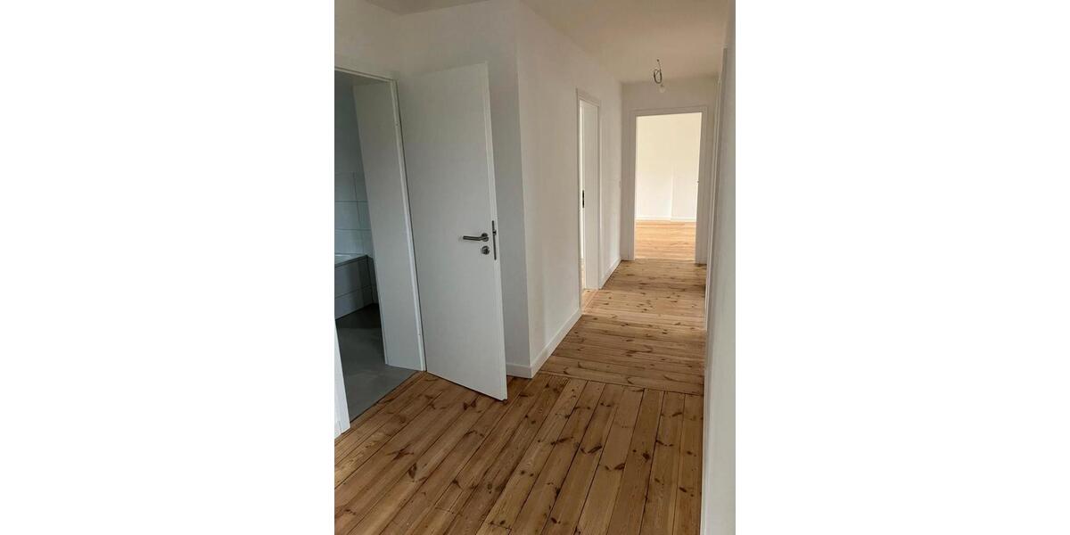 Hochparterre Amorbach - 4 Zimmer, 106 m&sup2;, 950&euro; | Angebot:26235557