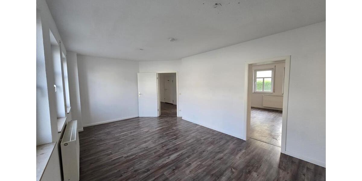 Erdgeschoßwohnung Falkensee - 5 Zimmer, 141 m&sup2;, 2.000&euro; | Angebot:24553142