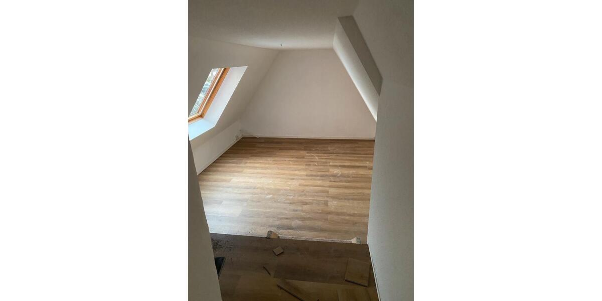 Etagenwohnung Nordhorn - 5 Zimmer, 120 m&sup2;, 1.250&euro; | Angebot:24837546