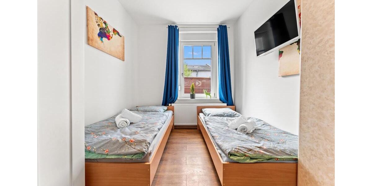 Hochparterre Falkensee - 12 Zimmer, 218 m&sup2;, 23&euro; | Angebot:26613286