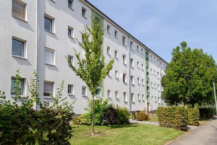 Wohnung Groitzsch - 3 Zimmer, 60 m&sup2;, 380&euro; | Angebot:25804810