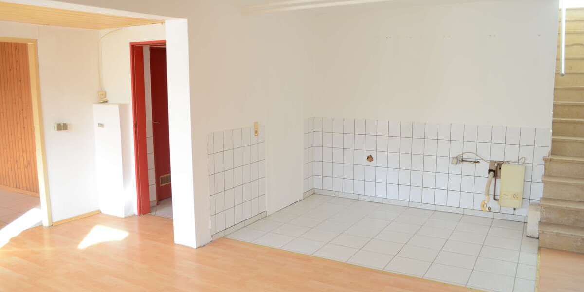 Etagenwohnung Bergneustadt - 2 Zimmer, 50 m&sup2;, 365&euro; | Angebot:26588348