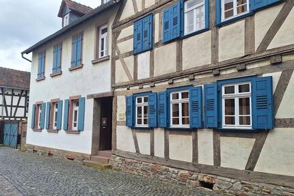 Wohnung Rosbach vor der Höhe - 2.5 Zimmer, 90 m&sup2;, 750&euro; | Angebot:25975697