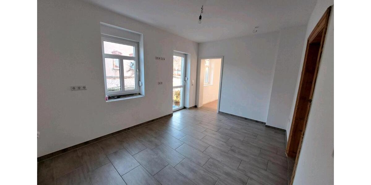 Erdgeschoßwohnung Ebersbach-Neugersdorf Neugersdorf - 3 Zimmer, 90 m&sup2;, 900&euro; | Angebot:24832892