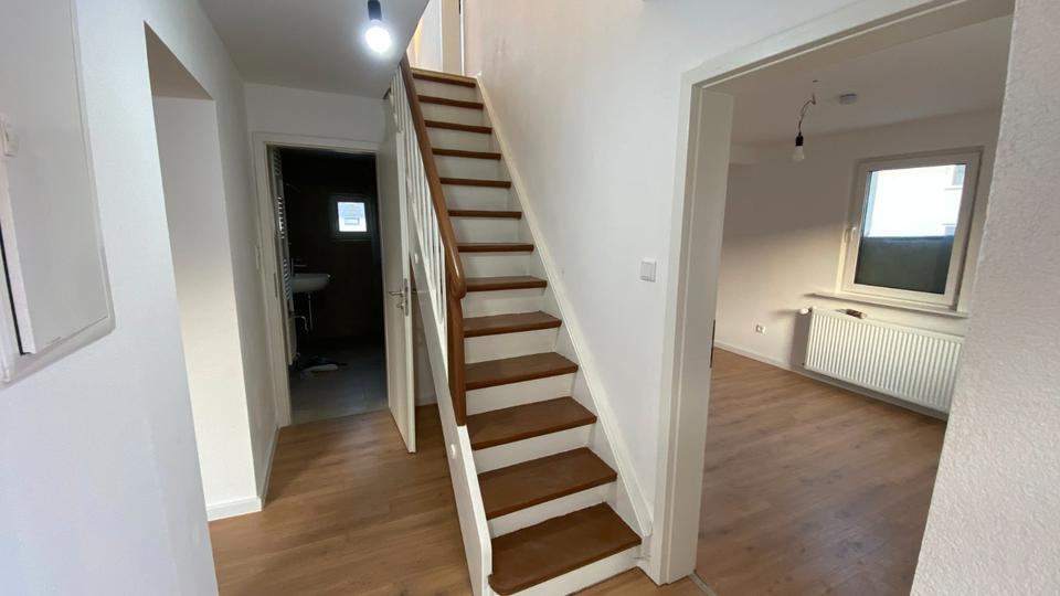 Einfamilienhaus Bessenbach - 5 Zimmer, 125 m&sup2;, 1.360&euro; | Angebot:26205851