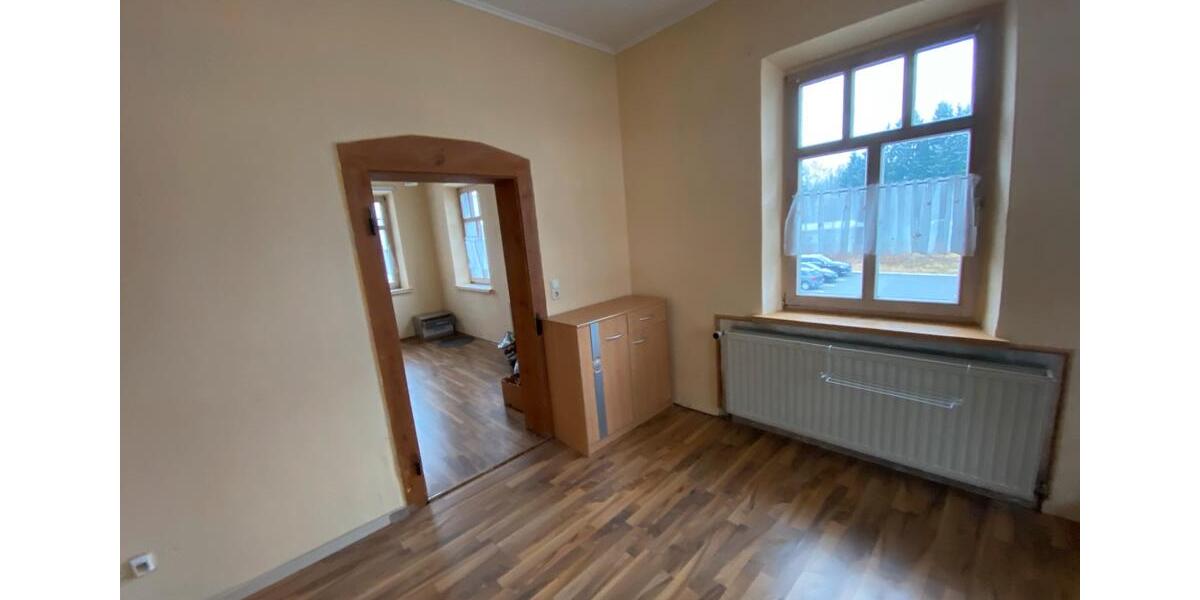 Etagenwohnung Selb - 2 Zimmer, 34 m&sup2;, 395&euro; | Angebot:24653216