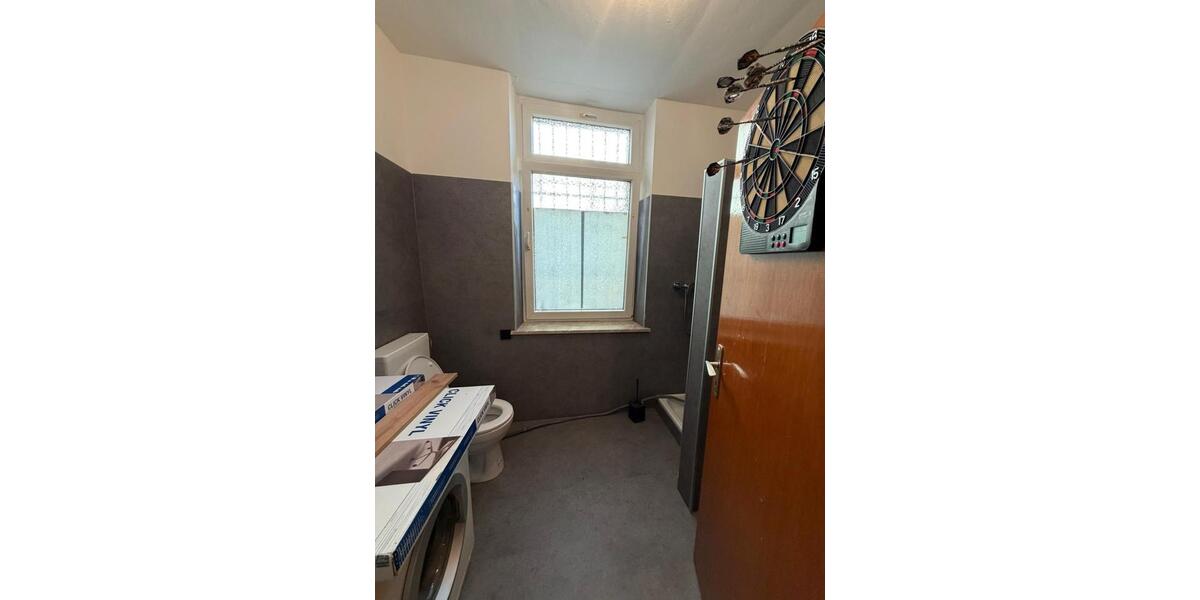 Etagenwohnung Köln Kalk - 4 Zimmer, 8 m&sup2;, 490&euro; | Angebot:26241625