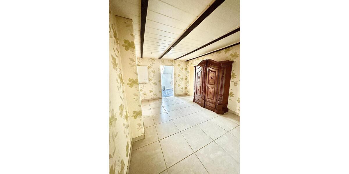 Etagenwohnung Aurich Georgsfeld und Tannenhausen - 4 Zimmer, 130 m&sup2;, 880&euro; | Angebot:24542797