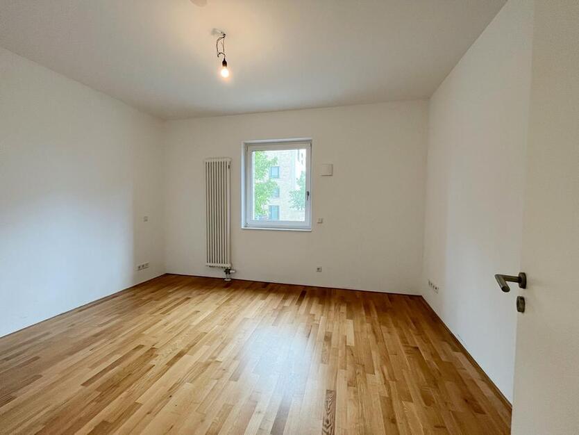 3-Zimmer-Erdgeschosswohnung mit Terrasse und Blick auf die Weser zimmer