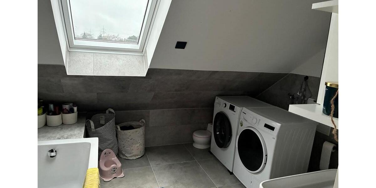 Dachgeschoßwohnung Barleben - 2 Zimmer, 20 m&sup2;, 800&euro; | Angebot:26254398