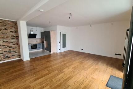 Wohnung Weilrod - 1 Zimmer, 83 m&sup2;, 790&euro; | Angebot:25406572