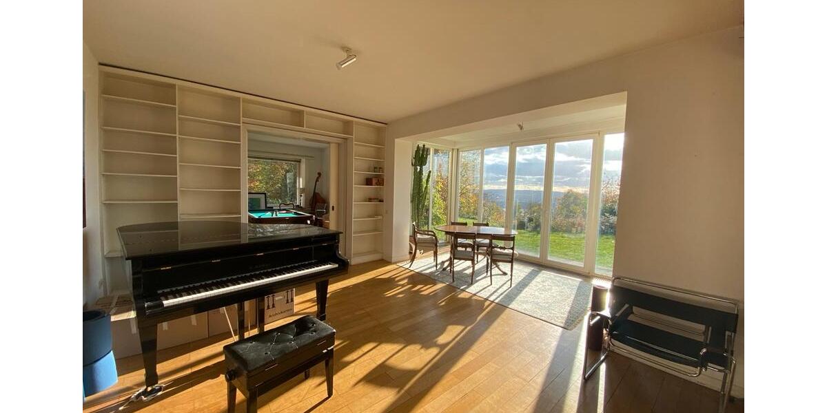 Einzigartiges Haus mit unvergleichbarem Blick zur Zwischenmiete 5 zimmer