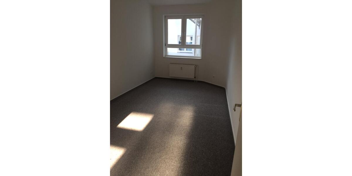 Etagenwohnung Jüterbog - 3 Zimmer, 75 m&sup2;, 650&euro; | Angebot:21225735
