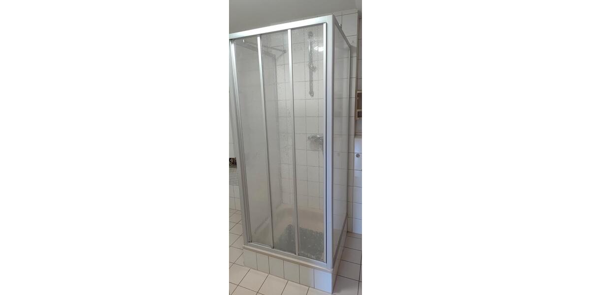 Dachgeschoßwohnung Eppelborn - 2 Zimmer, 61 m&sup2;, 380&euro; | Angebot:26039171